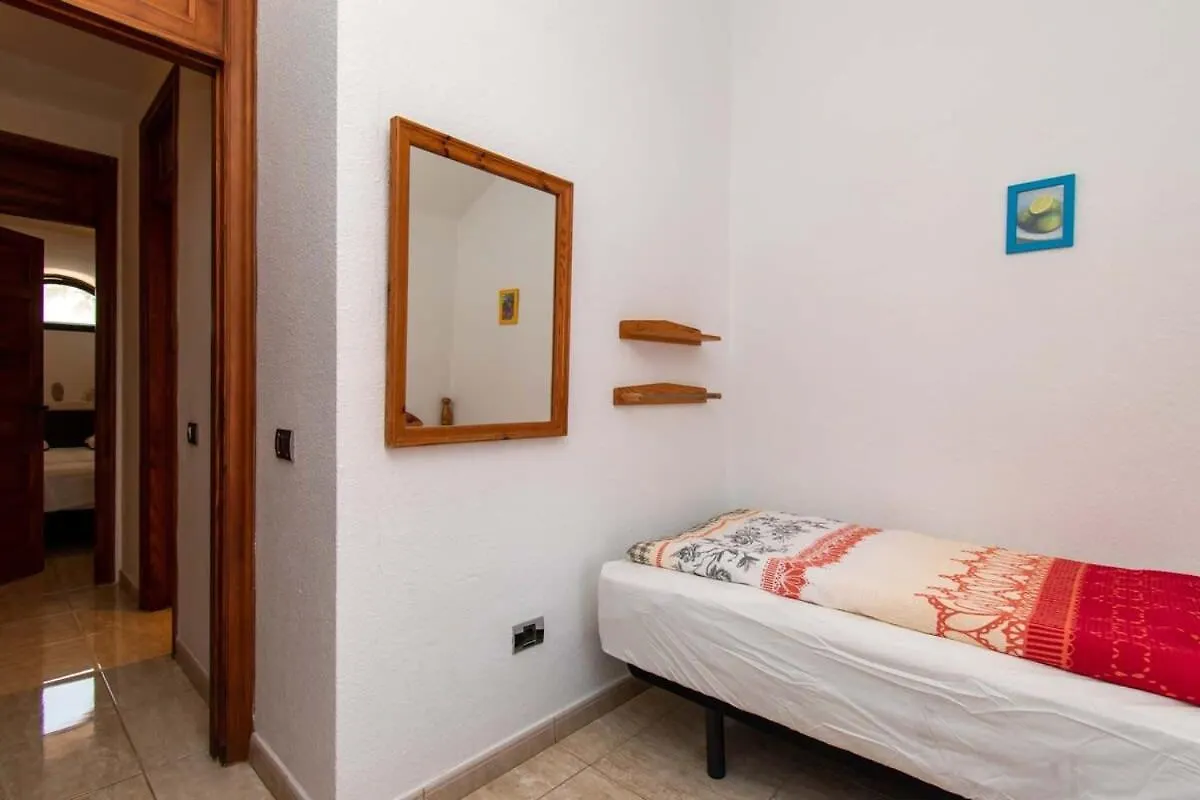 Parque Santiago II 271 - Two Bed With Pool View And Wifi Internet Apartment Playa de las Americas  Playa de las Americas (Tenerife)