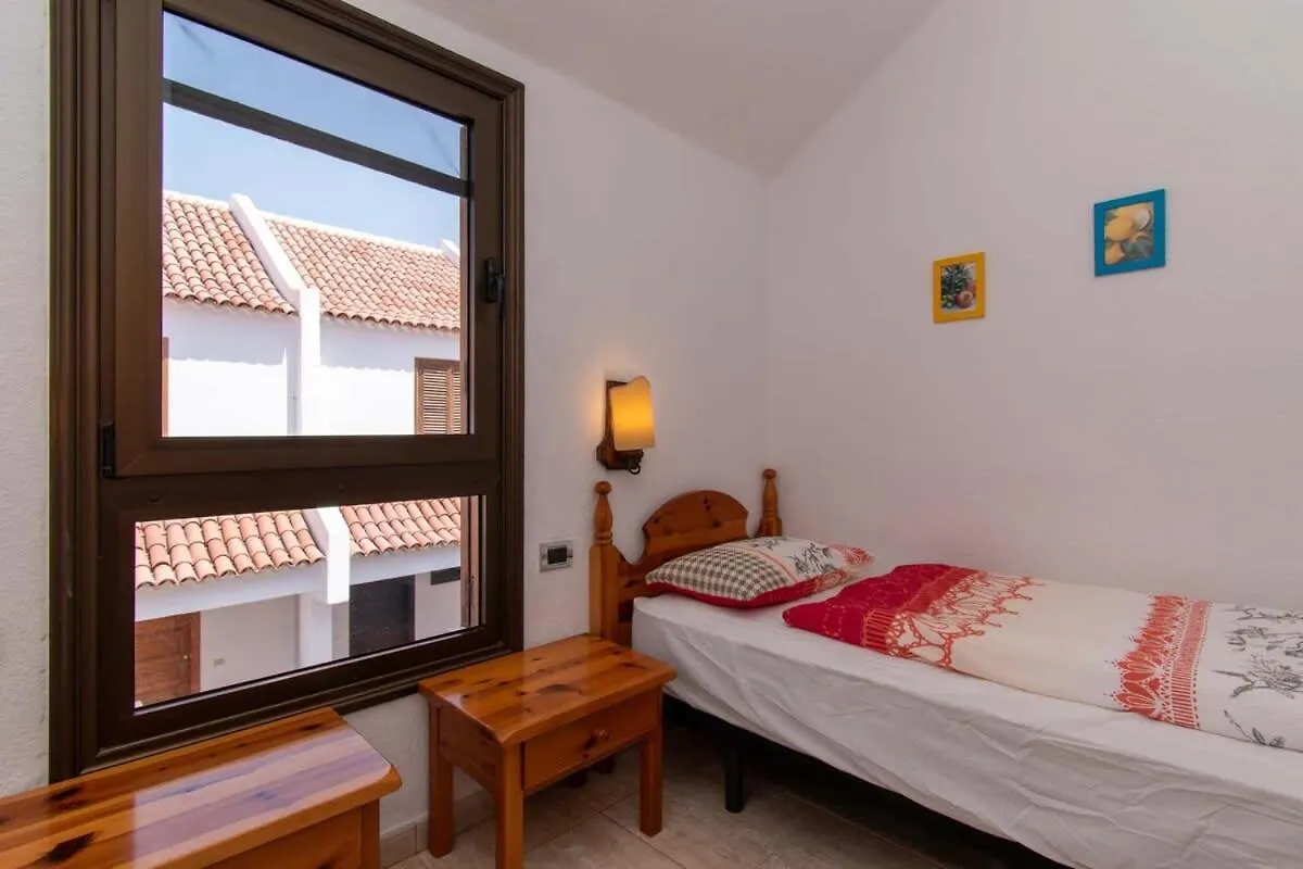 Parque Santiago II 271 - Two Bed With Pool View And Wifi Internet Apartment Playa de las Americas  0*, Playa de las Americas (Tenerife)