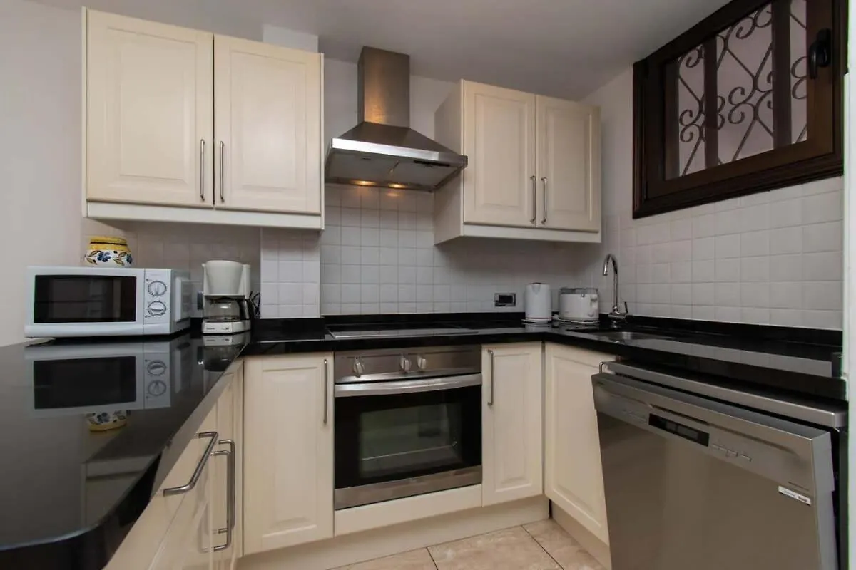 Parque Santiago II 271 - Two Bed With Pool View And Wifi Internet Apartment Playa de las Americas  0*, Playa de las Americas (Tenerife) Spain